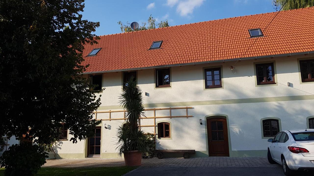 Monteurwohnungen Schmack Hausen  Екстер'єр фото